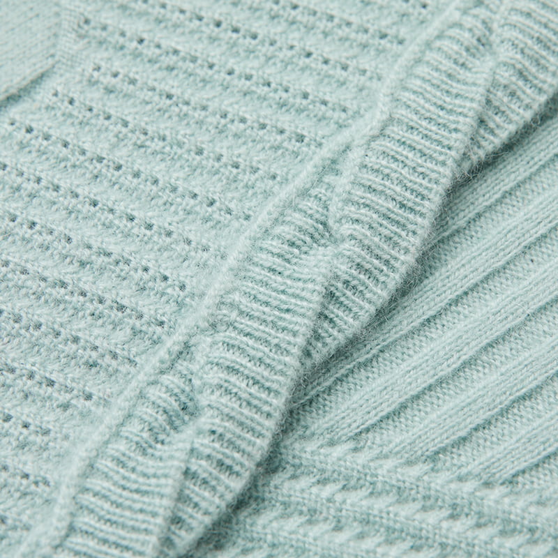 ژاکت کشباف بافتنی تک سینه یقه وی ML2218 با دکمه های گلبرگ ژاکت کشباف بافتنی تک سینه یقه وی ML2218 با دکمه های گلبرگ